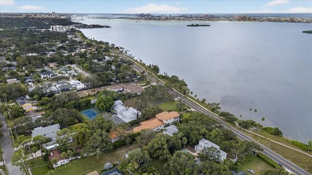 215 EDGEWATER DRIVE, Dunedin, FL 34698