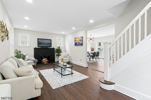 737 BAILEY AVE, Elizabeth City, NJ 07208