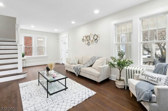 737 BAILEY AVE, Elizabeth City, NJ 07208