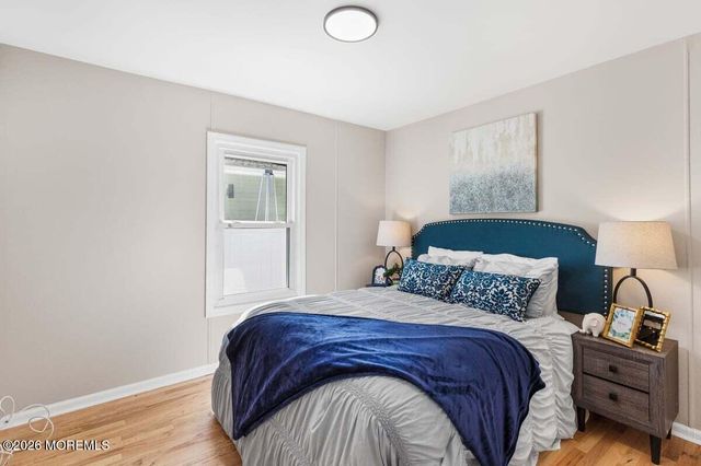 35 Deer Way, Manalapan, NJ 07726