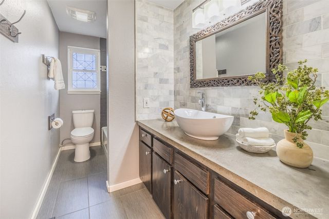 12418 SE 251st Place, Kent, WA 98030