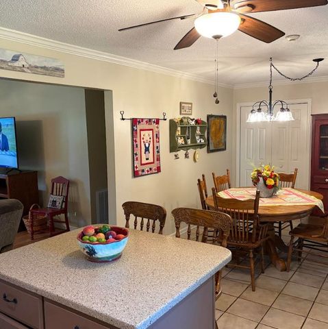 3429 Point Mason Rd, Big Sandy, TN 38221