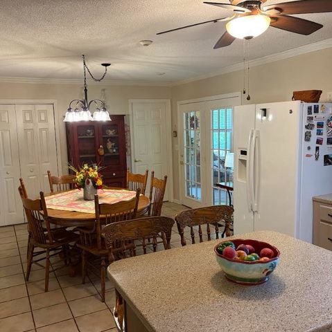 3429 Point Mason Rd, Big Sandy, TN 38221