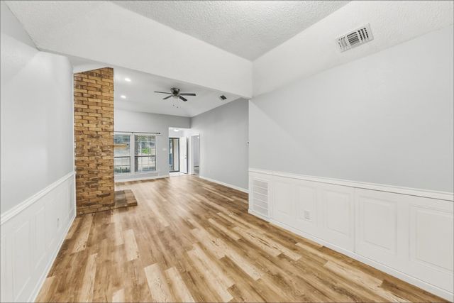 7806 Laver Court, Fort Worth, TX 76112