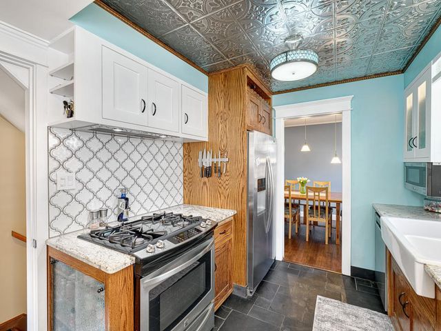 6037 11th Avenue S, Minneapolis, MN 55417