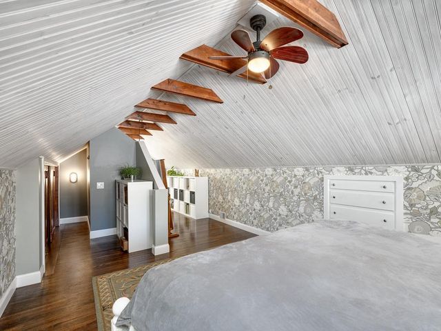 6037 11th Avenue S, Minneapolis, MN 55417