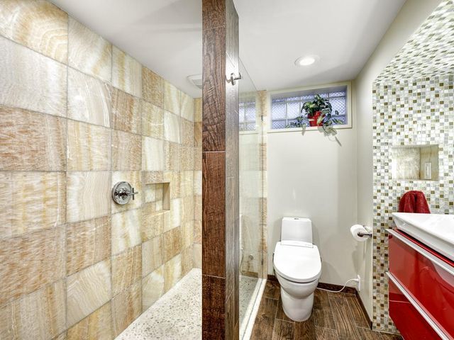 6037 11th Avenue S, Minneapolis, MN 55417