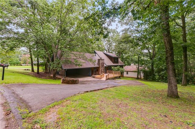 5471 S Lake Drive, Douglasville, GA 30135