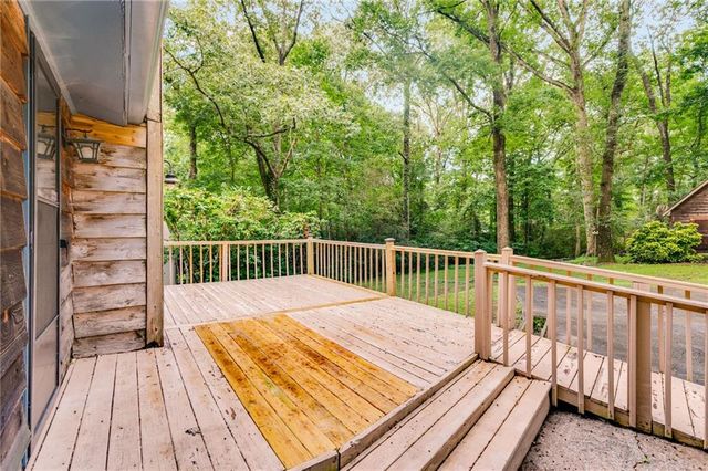 5471 S Lake Drive, Douglasville, GA 30135