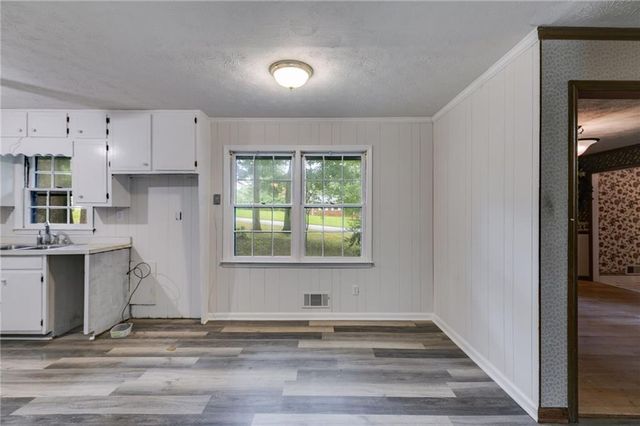 5471 S Lake Drive, Douglasville, GA 30135