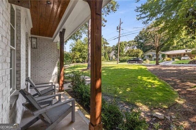 1006 Northcliffe Drive NW, Atlanta, GA 30318