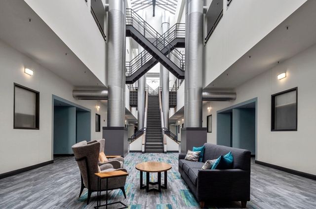 106 13th St 202, Boston, MA 02129