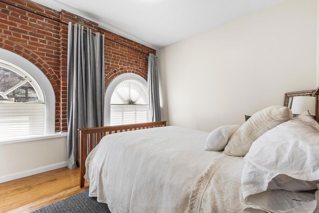 106 13th St 202, Boston, MA 02129