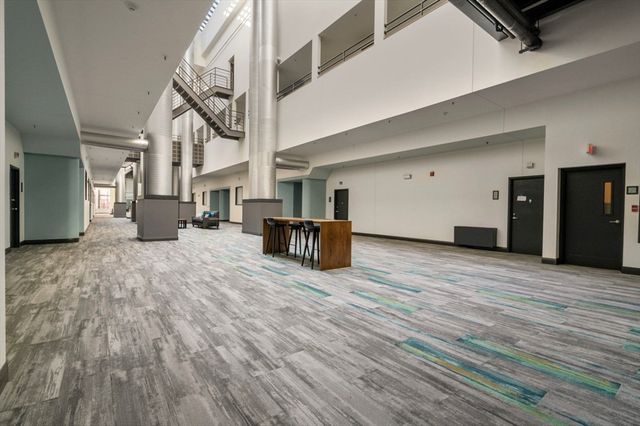 106 13th St 202, Boston, MA 02129