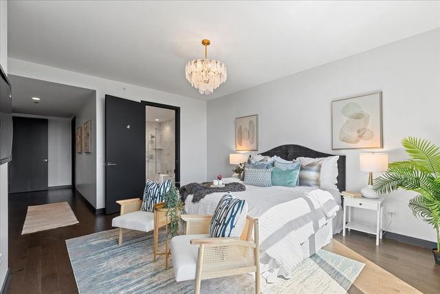 540 W Webster Avenue 311, Chicago, IL 60614