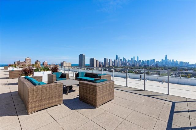 540 W Webster Avenue 311, Chicago, IL 60614