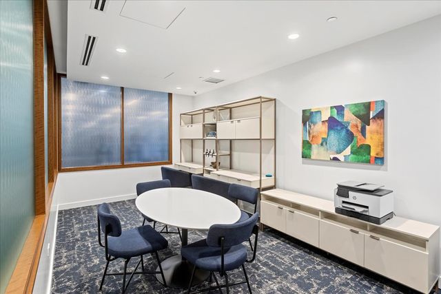 540 W Webster Avenue 311, Chicago, IL 60614