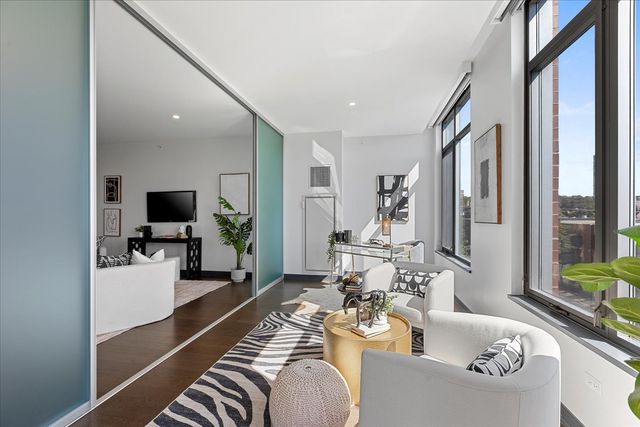 540 W Webster Avenue 311, Chicago, IL 60614