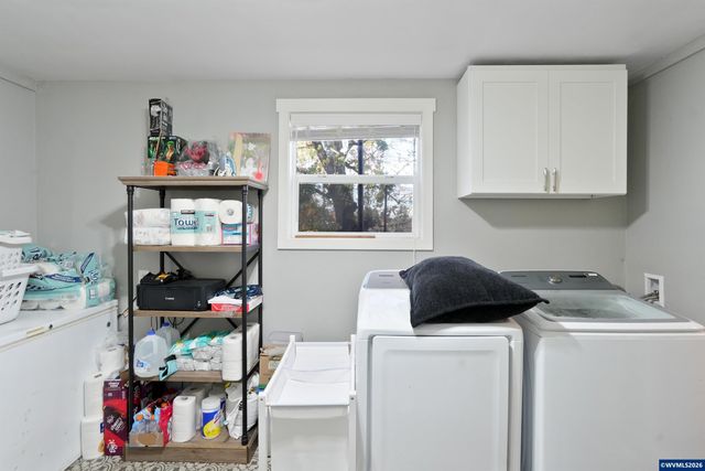 1425 Marshall Dr SE, Salem, OR 97302