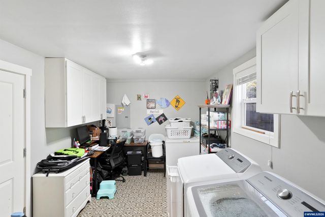 1425 Marshall Dr SE, Salem, OR 97302