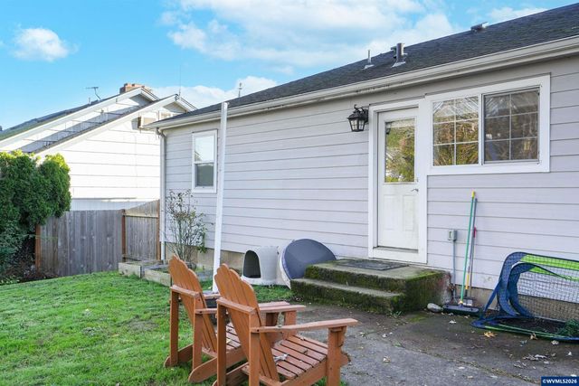1425 Marshall Dr SE, Salem, OR 97302