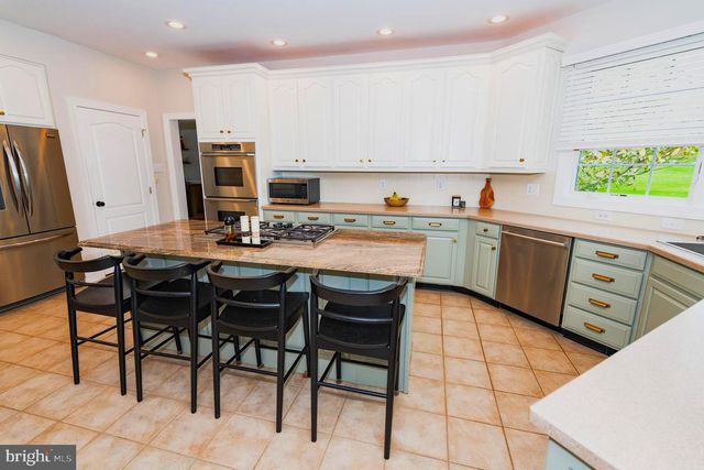 301 PRESCOTT DR, Chester Springs, PA 19425