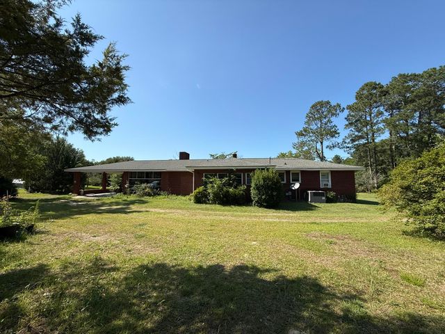 40 Sandalwood Lane, Sumter, SC 29154