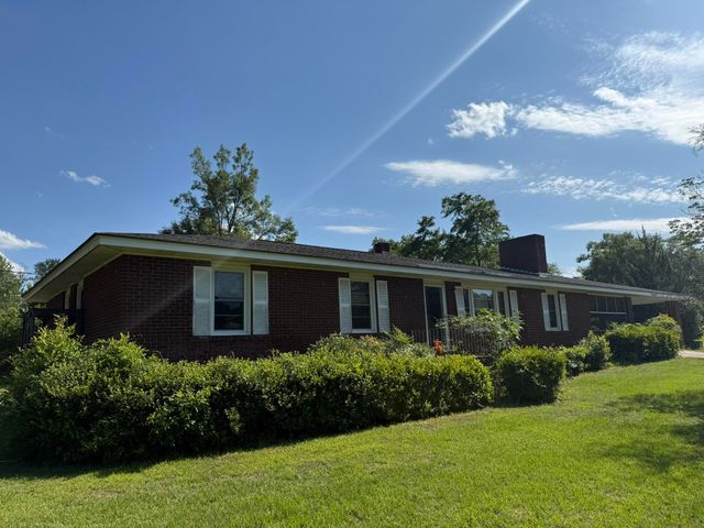 40 Sandalwood Lane, Sumter, SC 29154
