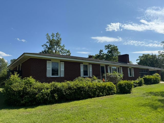 40 Sandalwood Lane, Sumter, SC 29154