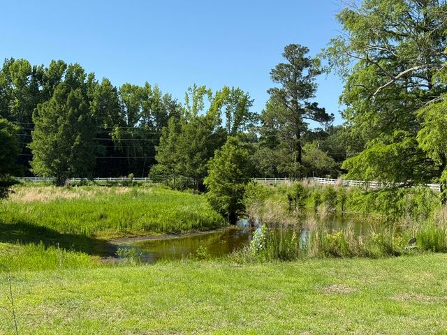 40 Sandalwood Lane, Sumter, SC 29154