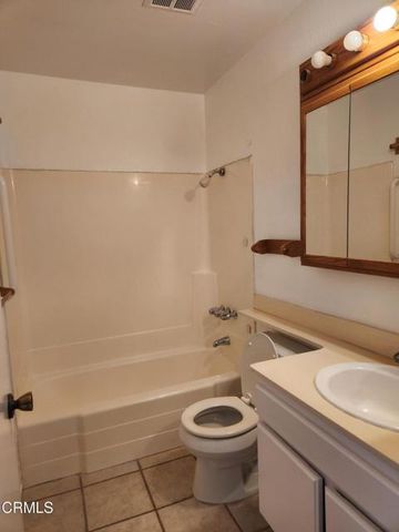 10582 Caminito Glenellen, San Diego, CA 92126