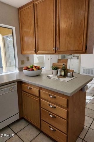 10582 Caminito Glenellen, San Diego, CA 92126