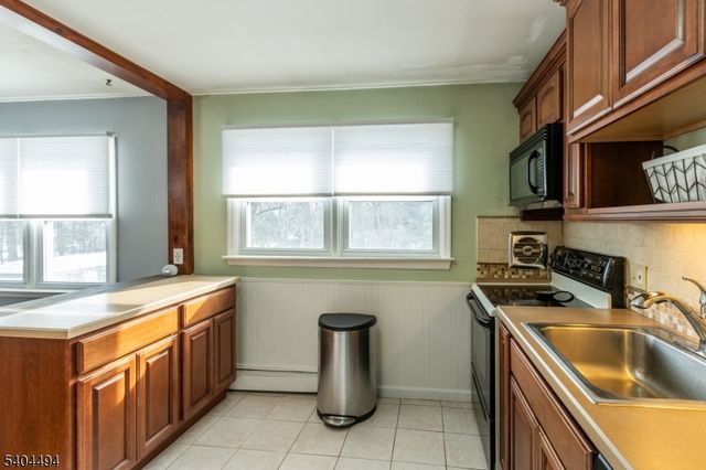 13 Apache Trl, Rockaway Twp., NJ 07866