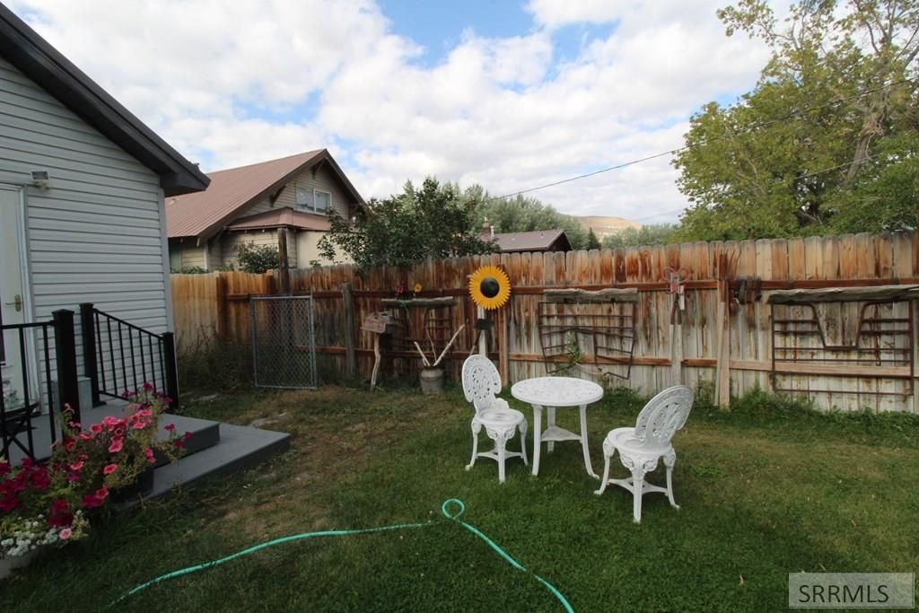 Image 20 of property listing at 419 W Grand Avenue, Arco, ID 83213