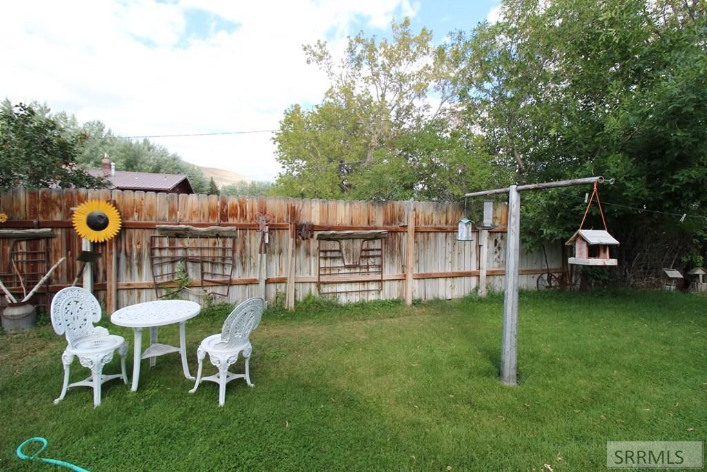 Image 21 of property listing at 419 W Grand Avenue, Arco, ID 83213