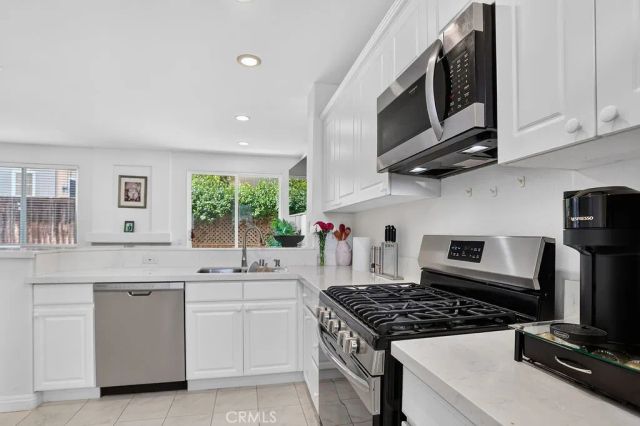 34 Rue Du Chateau, Aliso Viejo, CA 92656