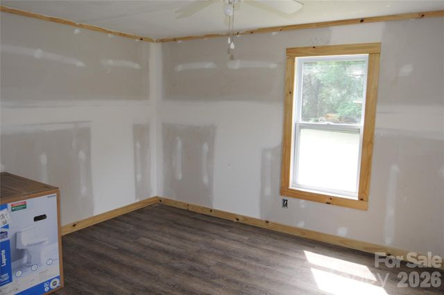 4227 KENT Street, Maiden, NC 28650