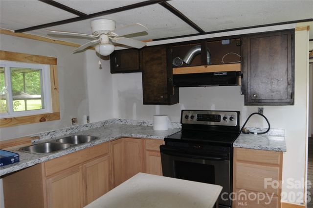 4227 KENT Street, Maiden, NC 28650