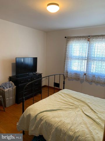 4705 BAYONNE AVE, Baltimore, MD 21206