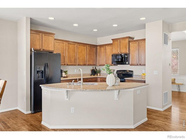 163 N Jamestown Way, Aurora, CO 80018