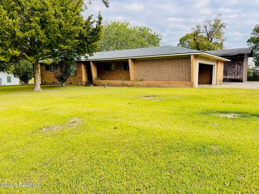 306 W Hill Street, Washington, LA 70589