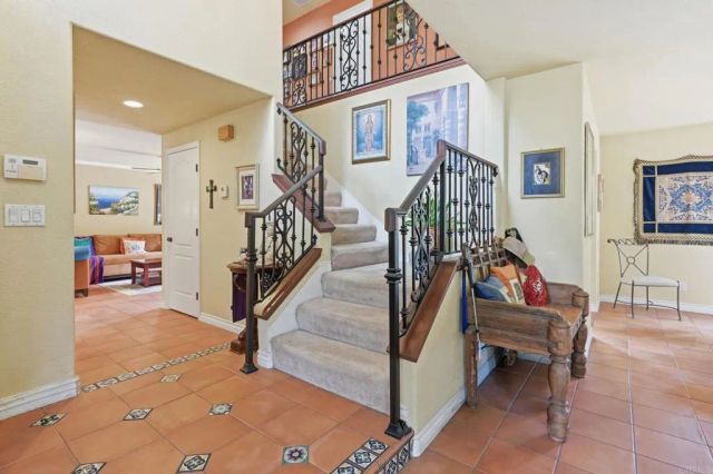 3679 Cameo Dr, Oceanside, CA 92056