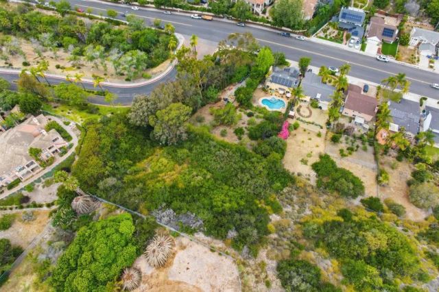 3679 Cameo Dr, Oceanside, CA 92056