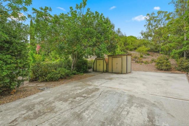 3679 Cameo Dr, Oceanside, CA 92056