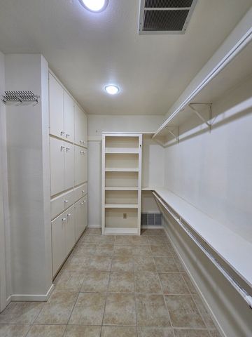 1903 N D St, Midland, TX 79705