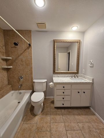 1903 N D St, Midland, TX 79705