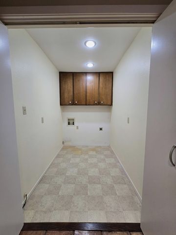 1903 N D St, Midland, TX 79705