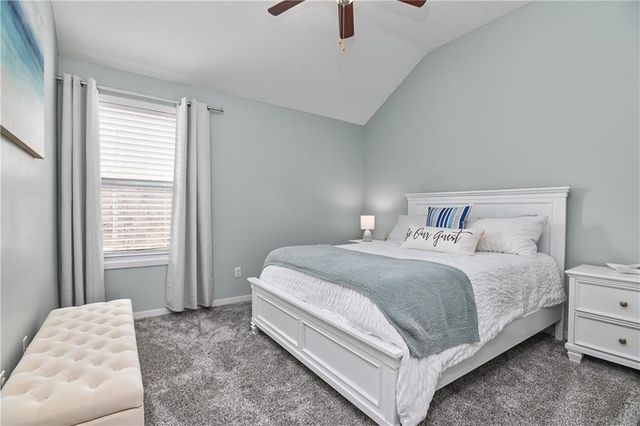 5200 Meadowsweet Lane, Shawnee, KS 66226