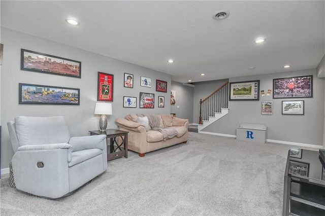 5200 Meadowsweet Lane, Shawnee, KS 66226