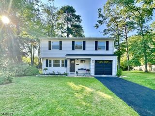20 Evelyn Ter, Spotswood Boro, NJ 08884